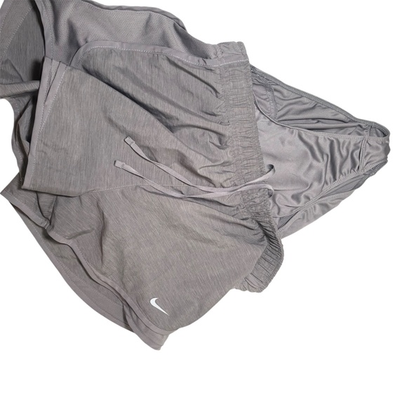Nike Women's Running Shorts Gray, Athletic, Size Medium with Built-In Liner - Picture 7 of 7